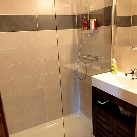 Frühstückspension D'hotes La Prevote - Ancien Couvent Contre La Cathedrale