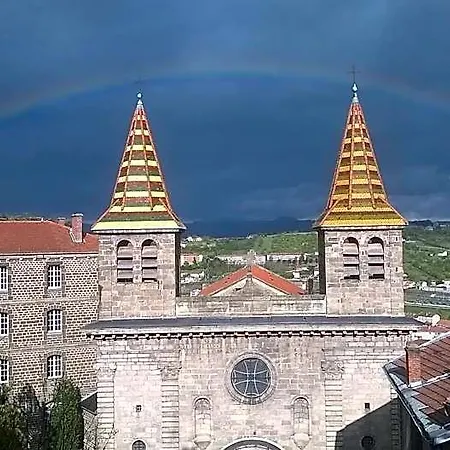 La Prevote - Randonneurs Et Pelerins - Ancien Couvent Contre La Cathedrale Oda ve Kahvaltı *