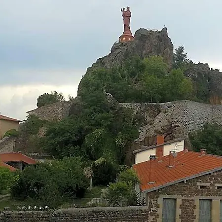 Oda ve Kahvaltı La Prevote - Randonneurs Et Pelerins - Ancien Couvent Contre La Cathedrale