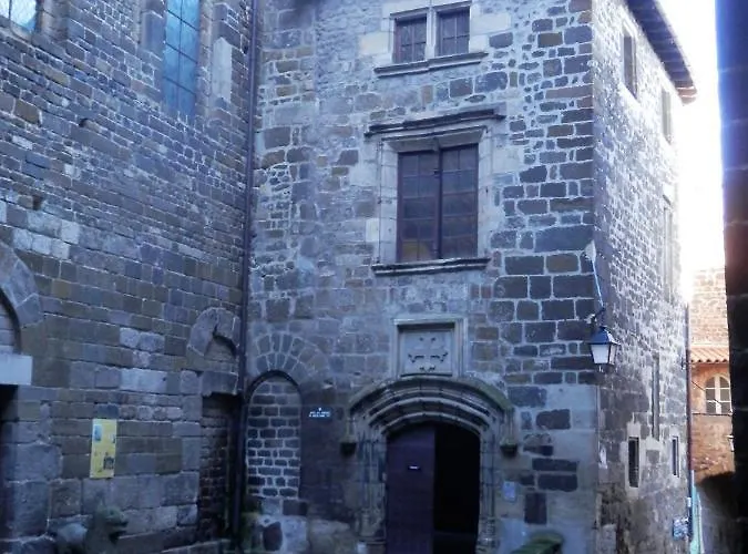 D'hotes La Prevote - Ancien Couvent Contre La Cathedrale Frühstückspension