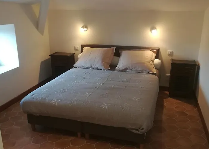 D'hotes La Prevote - Ancien Couvent Contre La Cathedrale