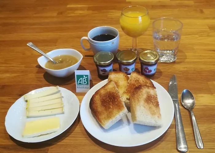 Frühstückspension D'hotes La Prevote - Ancien Couvent Contre La Cathedrale